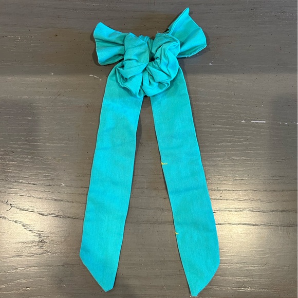 NWOT Sunflower Turquoise Bow Scrunchie - Picture 3 of 4